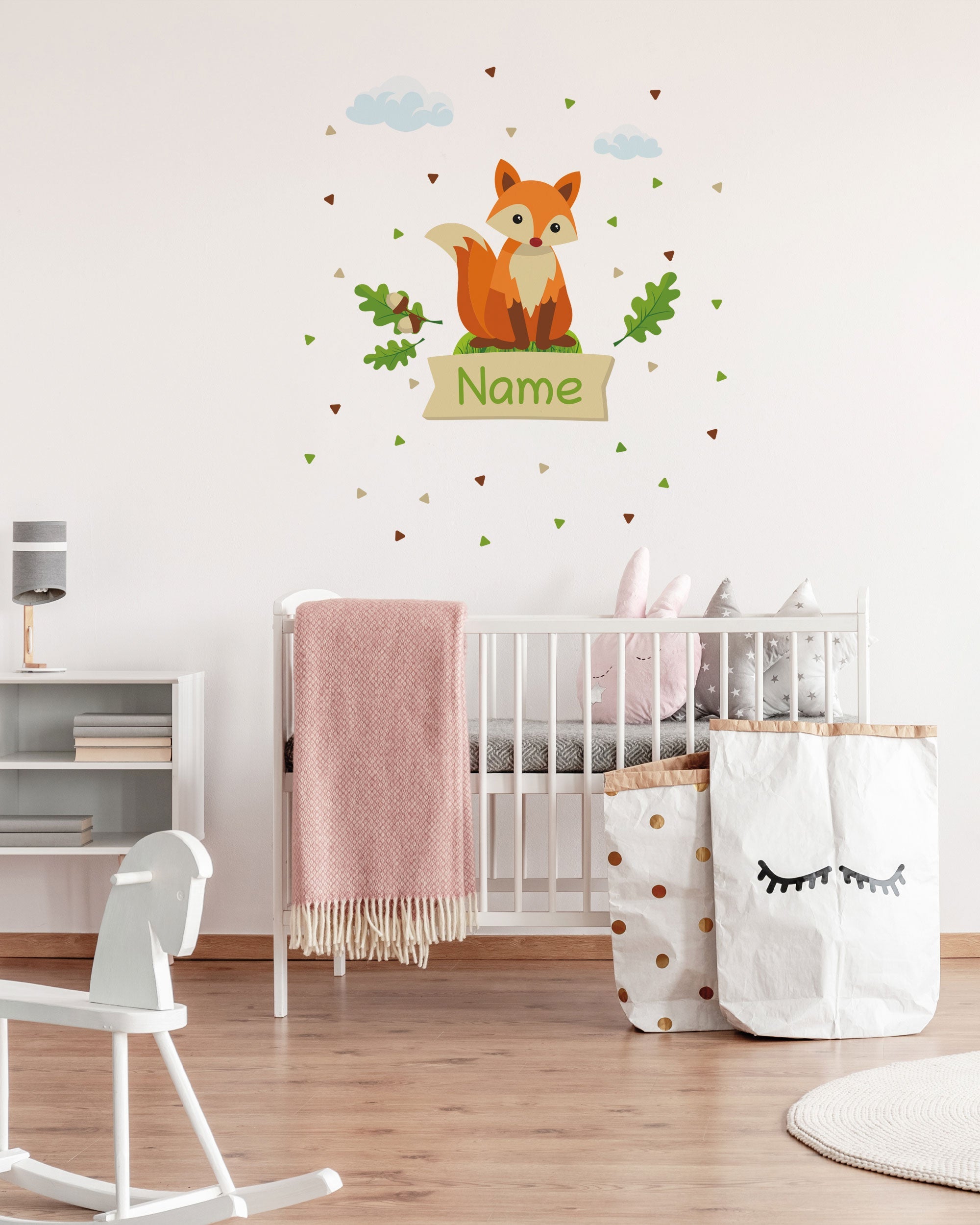 Individualisierbarer Fuchstüraufkleber für das Kinderzimmer, detailreiche, bunte Tierillustration, lustiges Fuchsmotiv, kinderfreundlich