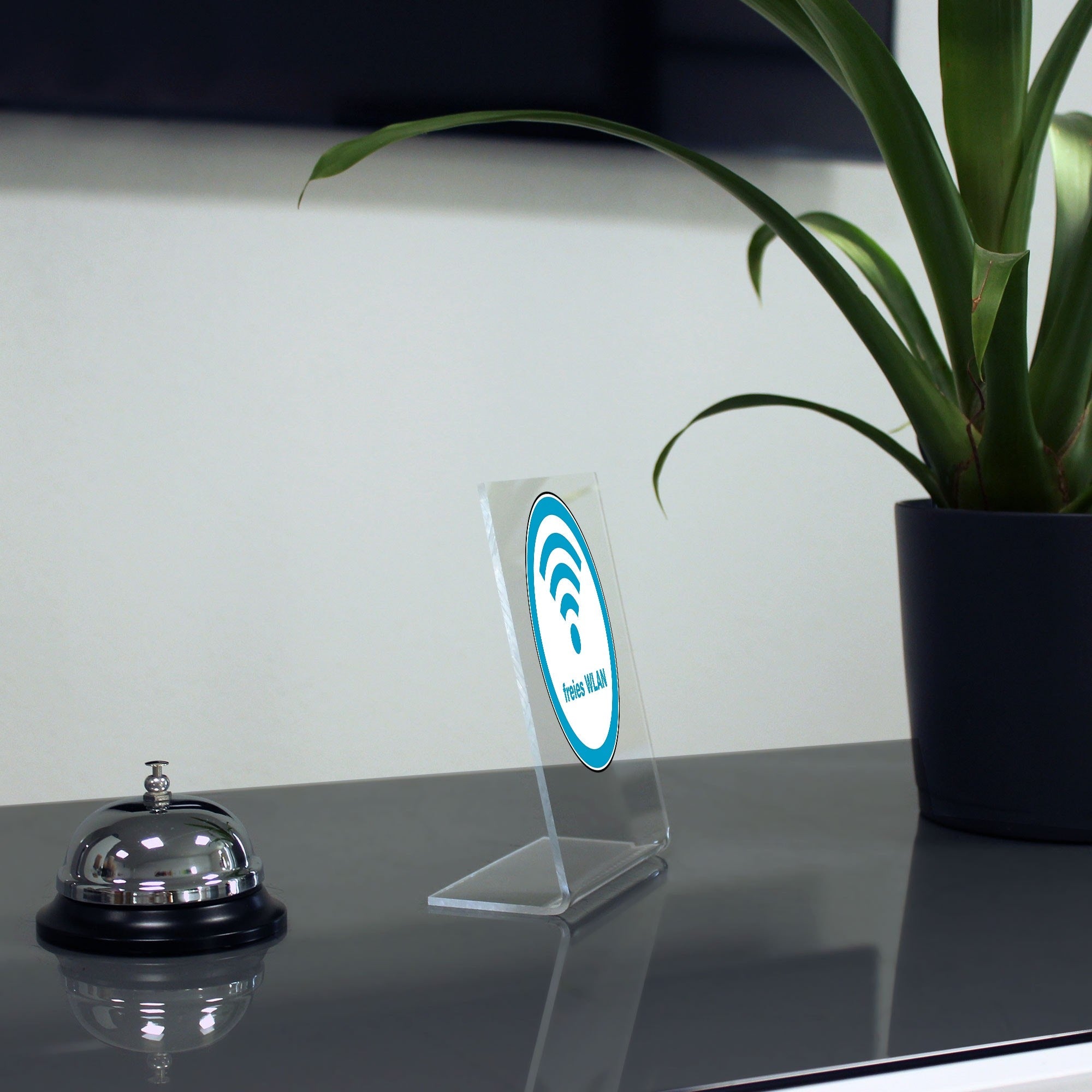 Acrylaufsteller "freies Wlan"  (ca.100x150 mm)"