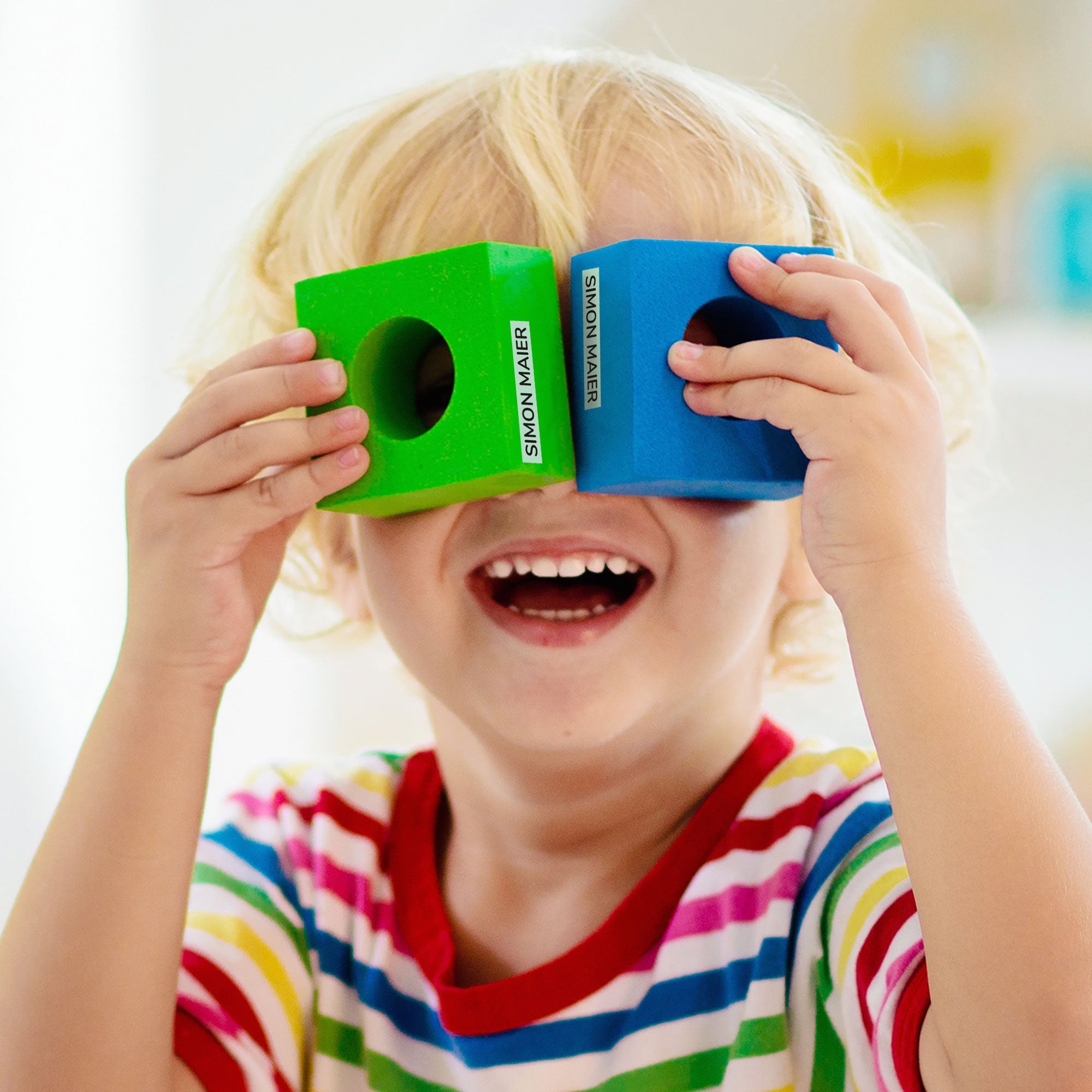 Preiswerte, eckige Wasserfeste Namensaufkleber für Kinder, 49x8 mm, matt, ideal für Schule und Kindergarten, von aufkleberdrucker.de