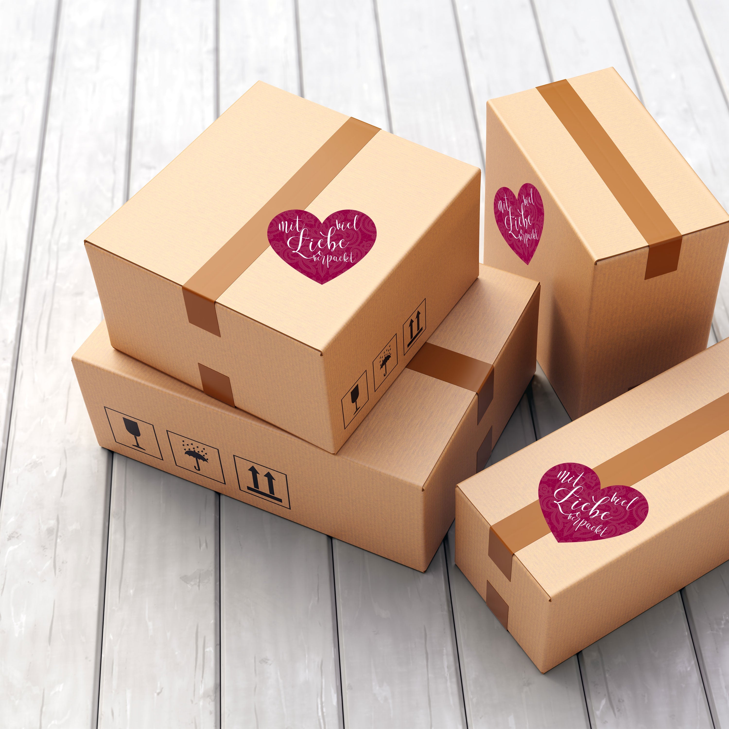 Aufkleber mit Herzmotiv, 60 Stück, ø 46mm, zum Verpacken mit viel Liebe, von aufkleberdrucker.de, auf Etikett.