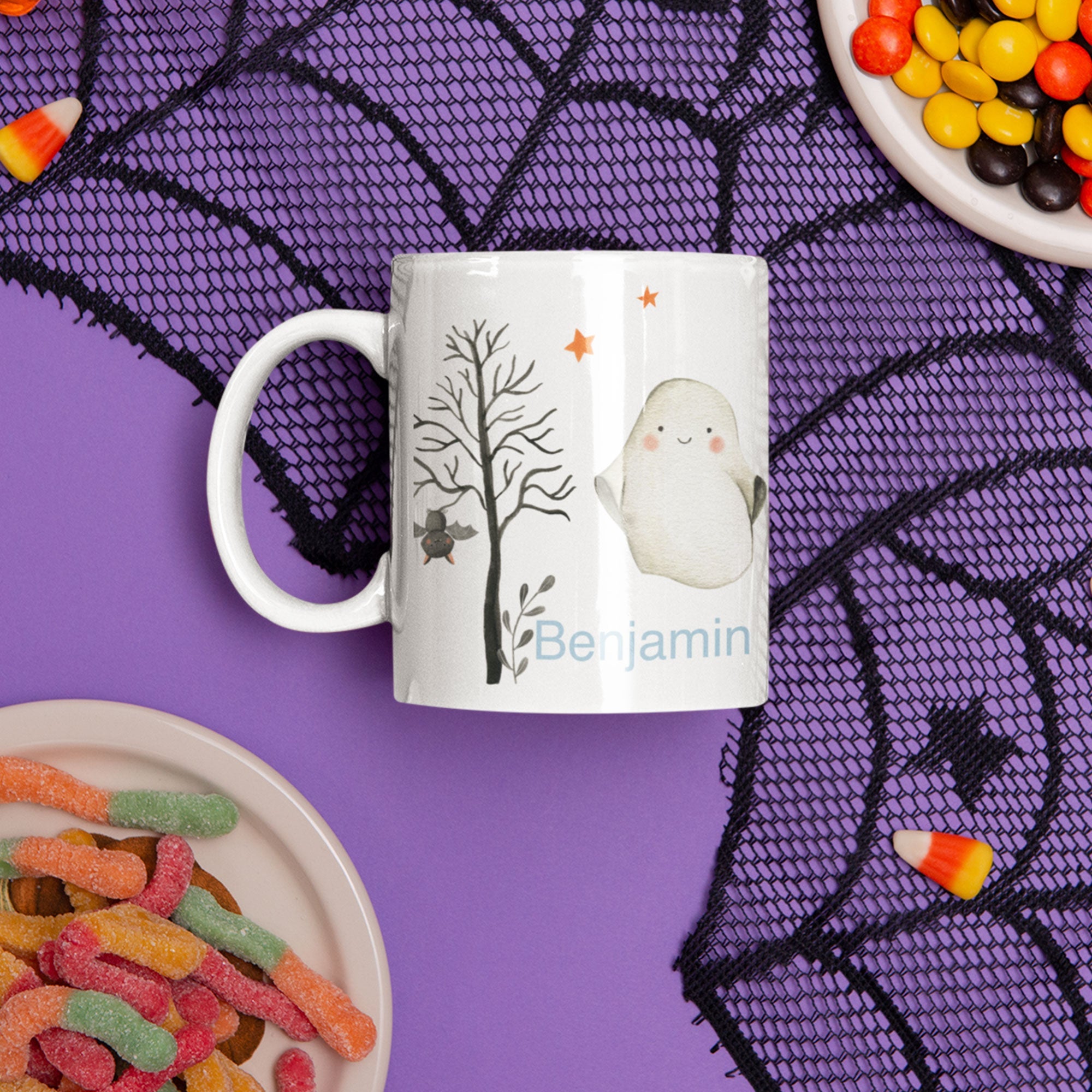 Personalisierte Kindertasse mit Namen, Aquarell-Welten Design, ideal für Kinder, kreative Halloween-Motive, bunte und kindgerechte Illustration