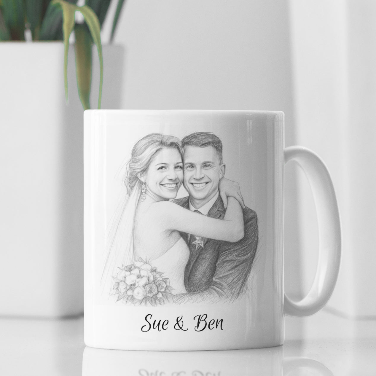 Personalisierte Keramiktasse mit Bleistiftzeichnung, handgezeichnetes Motiv, ideal für personalisierte Geschenke, langlebige Keramik.