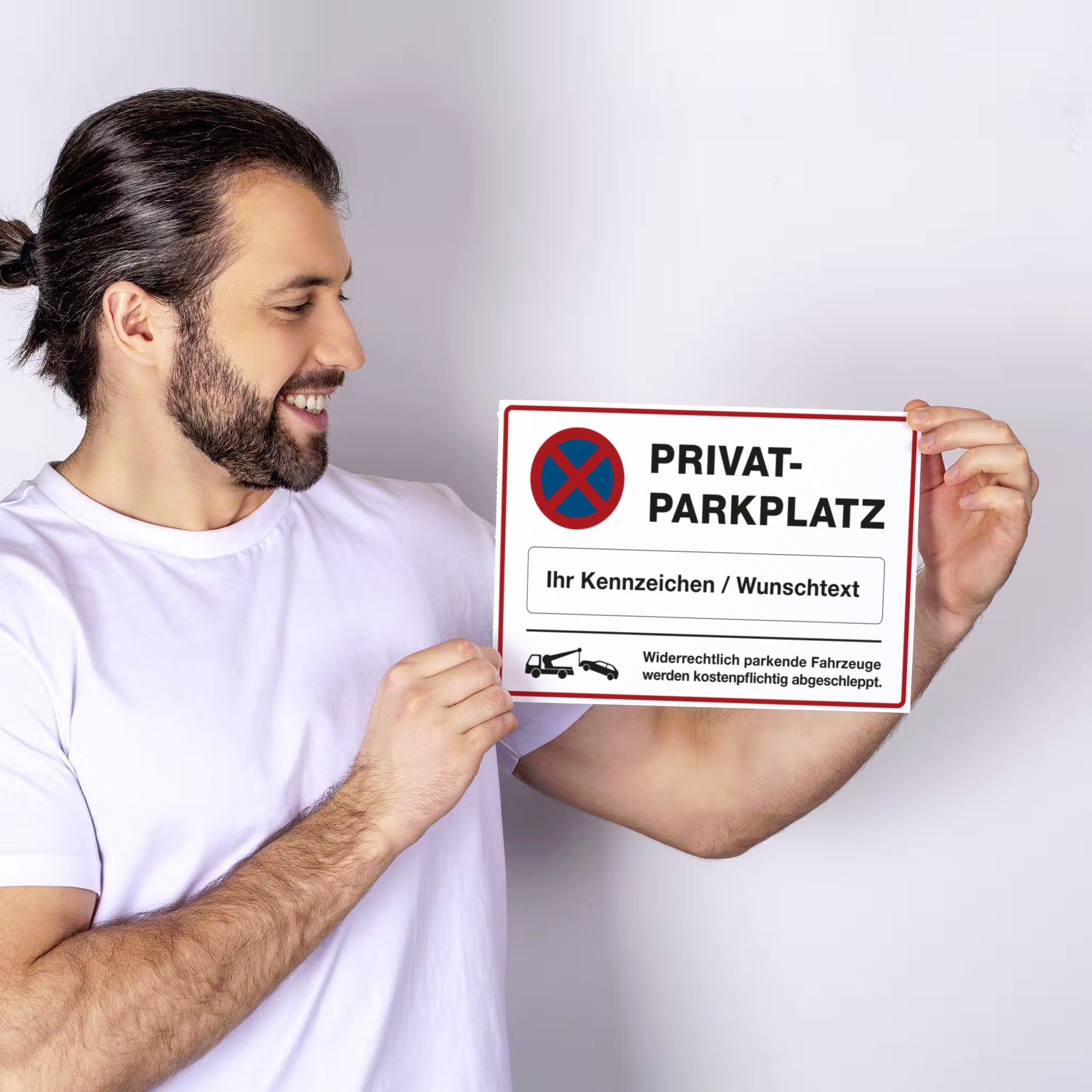 Privatschild "Privatparkplatz" mit individuellem Kennzeichen, 300x200 mm, aus Metall, mit schwarzer Schrift auf weißem Hintergrund