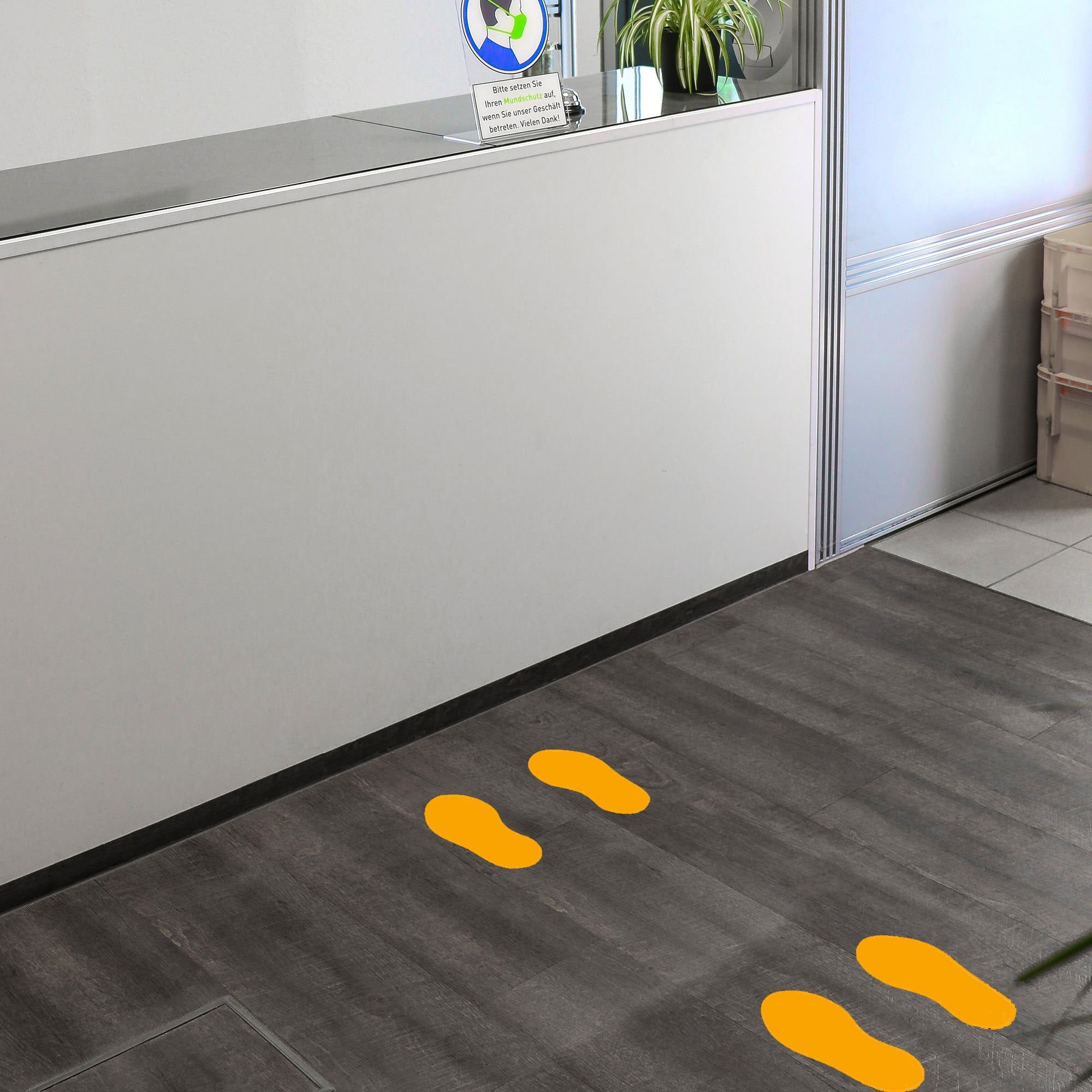 Gelbe Fußbodenaufkleber für Fußpaare, 10 Paar, 250x110 mm, aufkleberdrucker.de, wetterbeständiges Klebeband, für Bodenmarkierungen