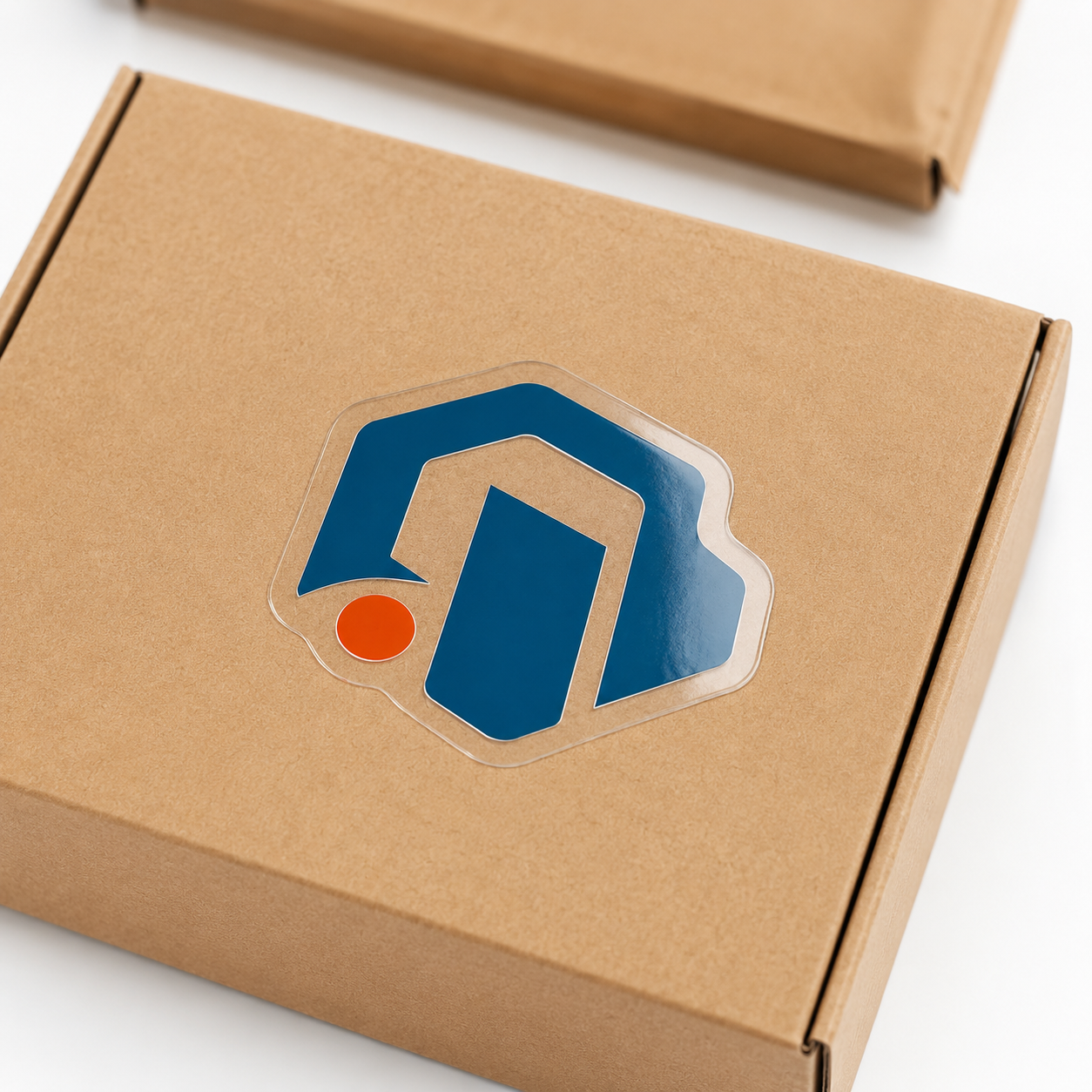 Transparenter Logo-Aufkleber 10x10 cm mit weißem Druck auf Karton, aus hochwertigem Orafol 3551 Material