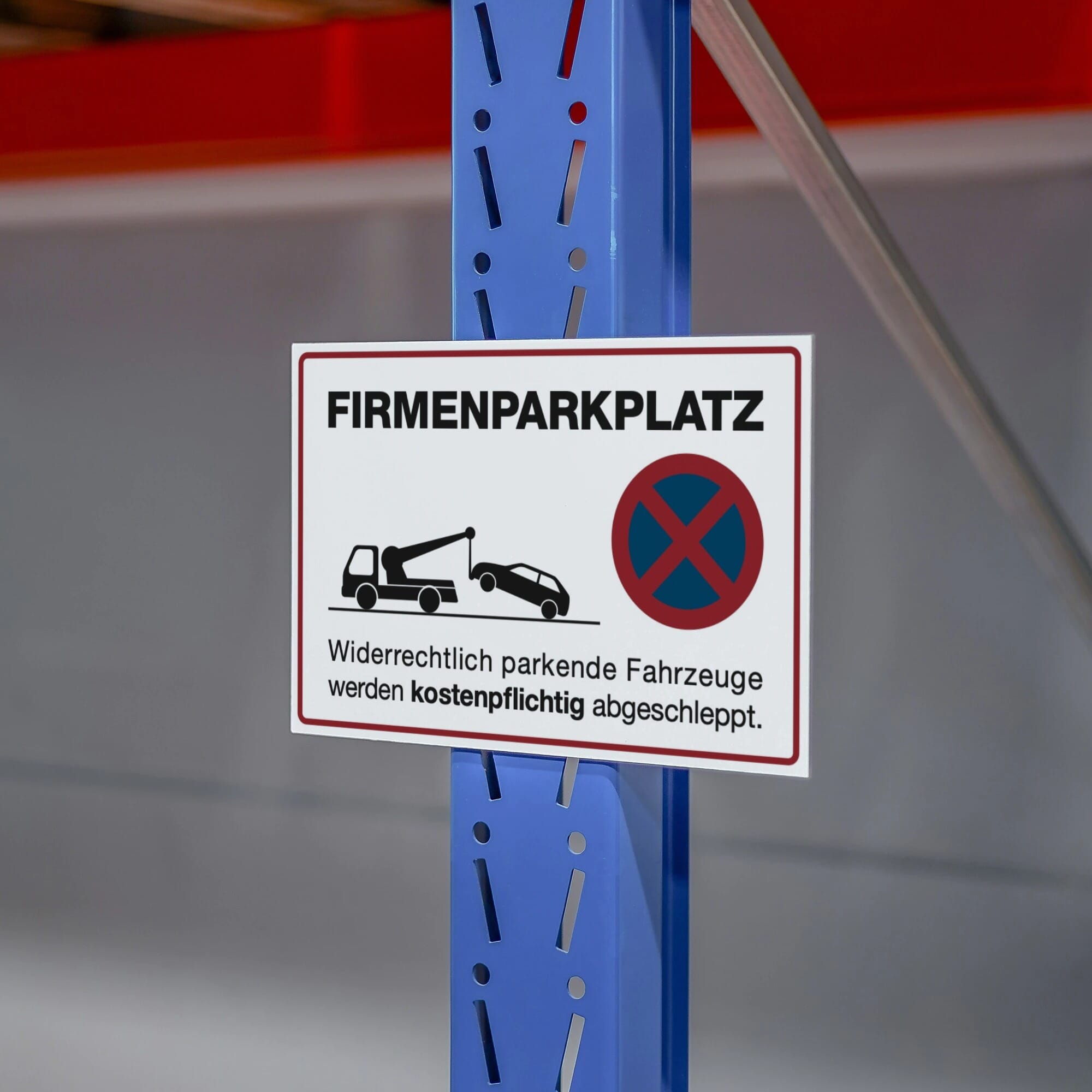 Weiße Aluminium-Verbundschild für Privatparkplatz oder Firmenparkplatz, 200x300x4 mm, mit Aufkleberdrucker.de Logo.